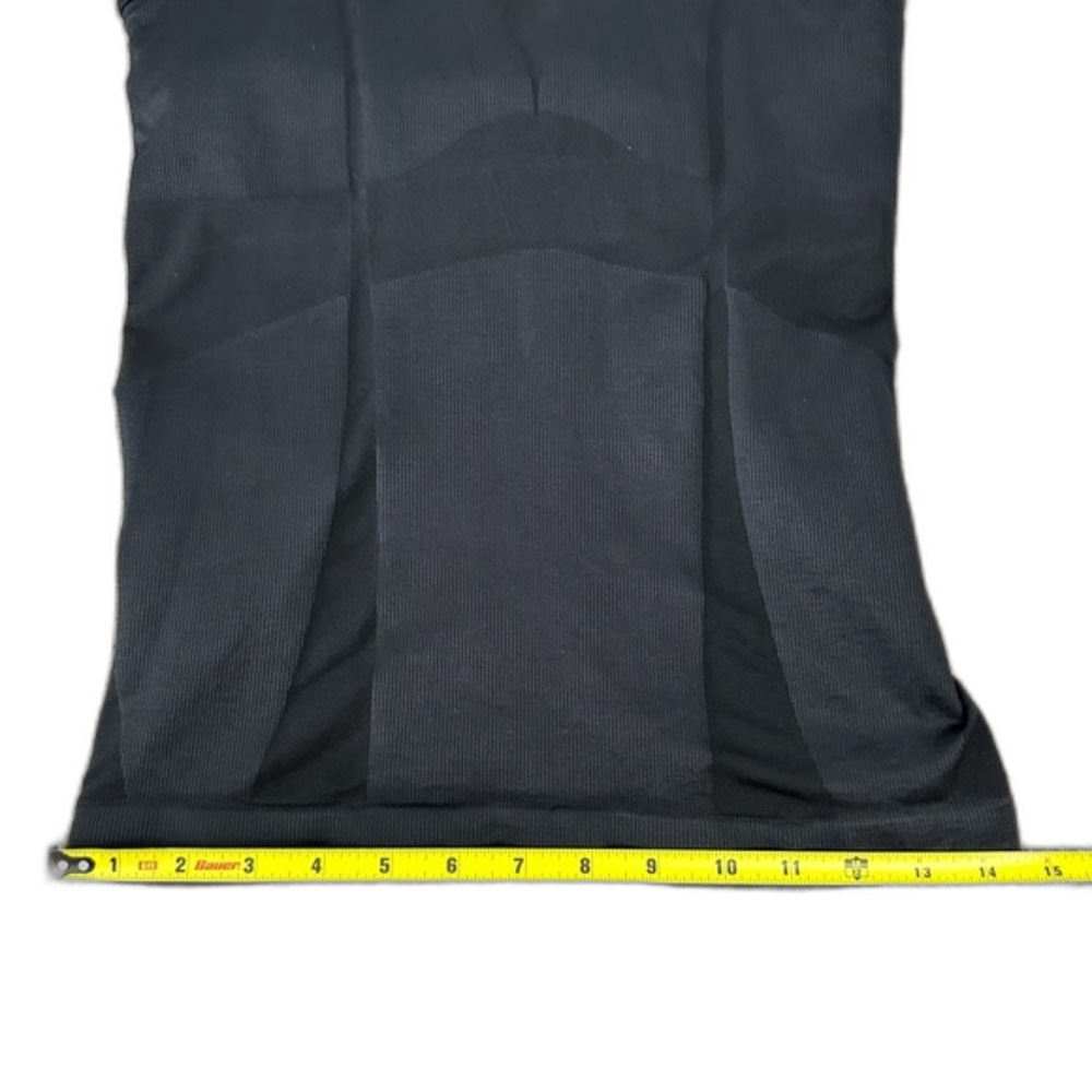 Lululemon Black V-Neck Racerback Tank Workout Gym Activewear Training - Picture 13 of 13